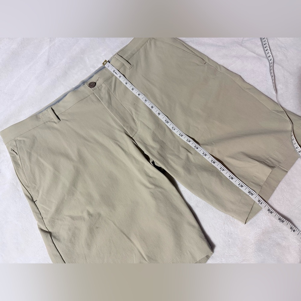 Tommy Bahama Shorts - Picture 3 of 6
